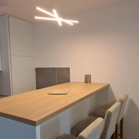 Stan Na Dan- Sara 塞拉耶佛