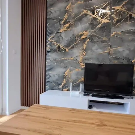 Stan Na Dan- Sara * Sarajevo