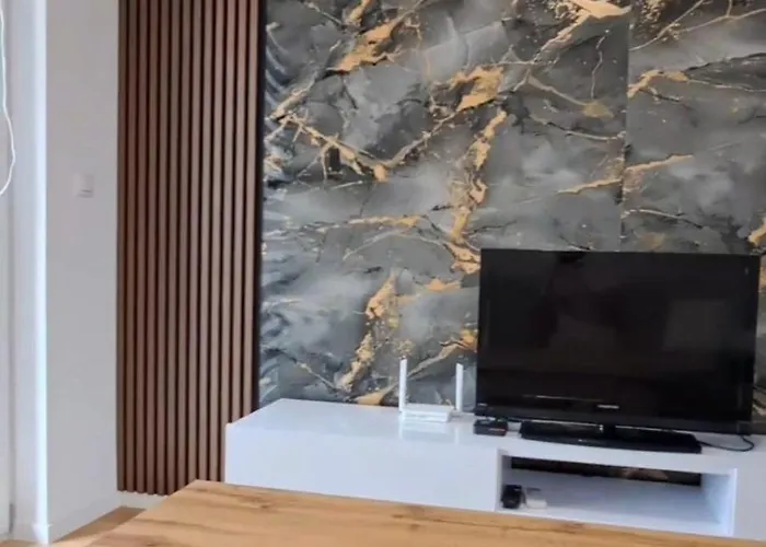 Stan Na Dan- Sara * Sarajevo